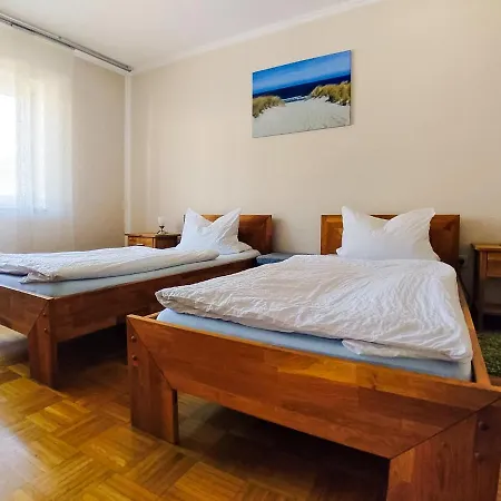 Modern Wissenbach 1 Appartement *