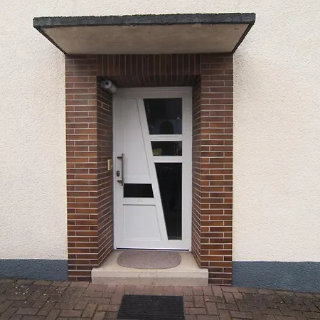 Modern Wissenbach 1 * Eschenburg